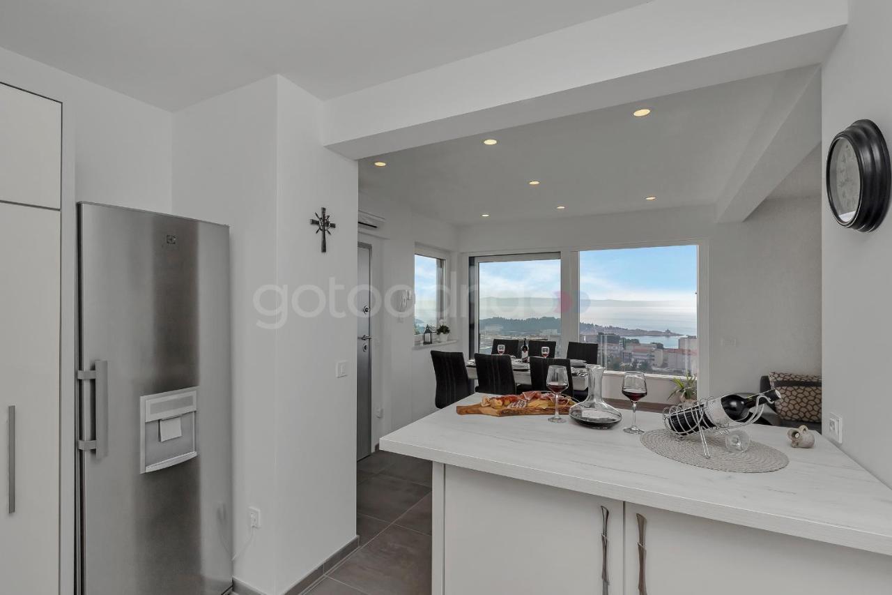 Luxury Apartment Poseidon - Free Beach Parking Макарска Экстерьер фото